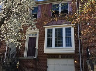 2022 Madrillon Springs Ct, Vienna, VA 22182