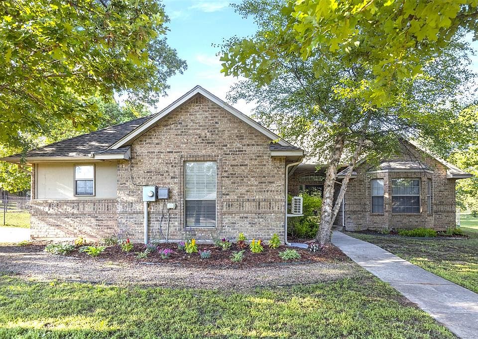 1st image of 1054 White Tail Ct
