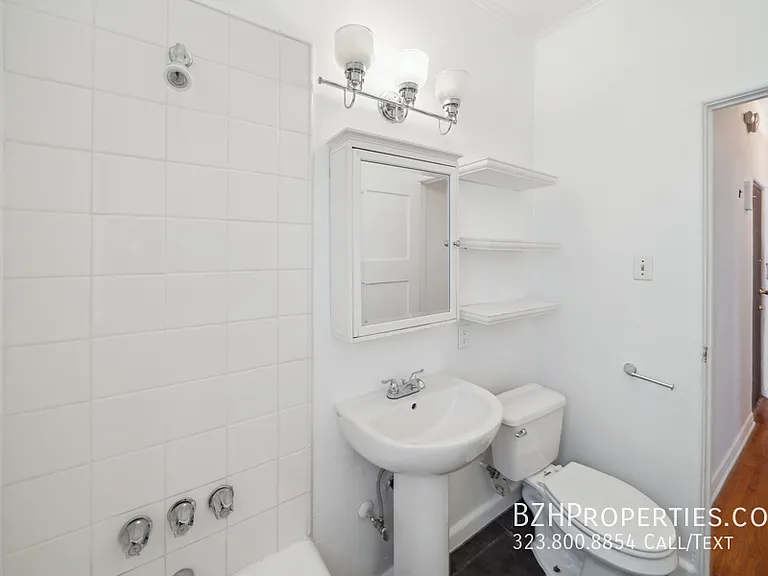 140 S Elm Dr #1 — Photo 9