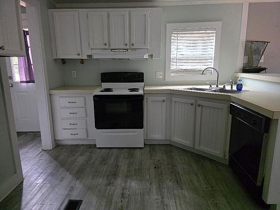 4th image of 925 Hephzibah Mcbean Road