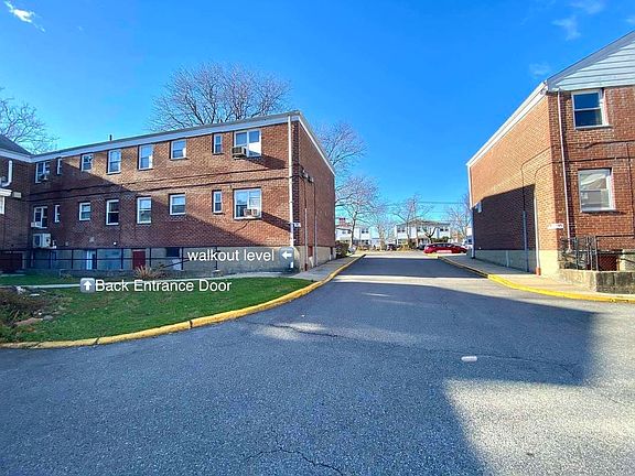 4th image of 67-53 Bell Blvd #1