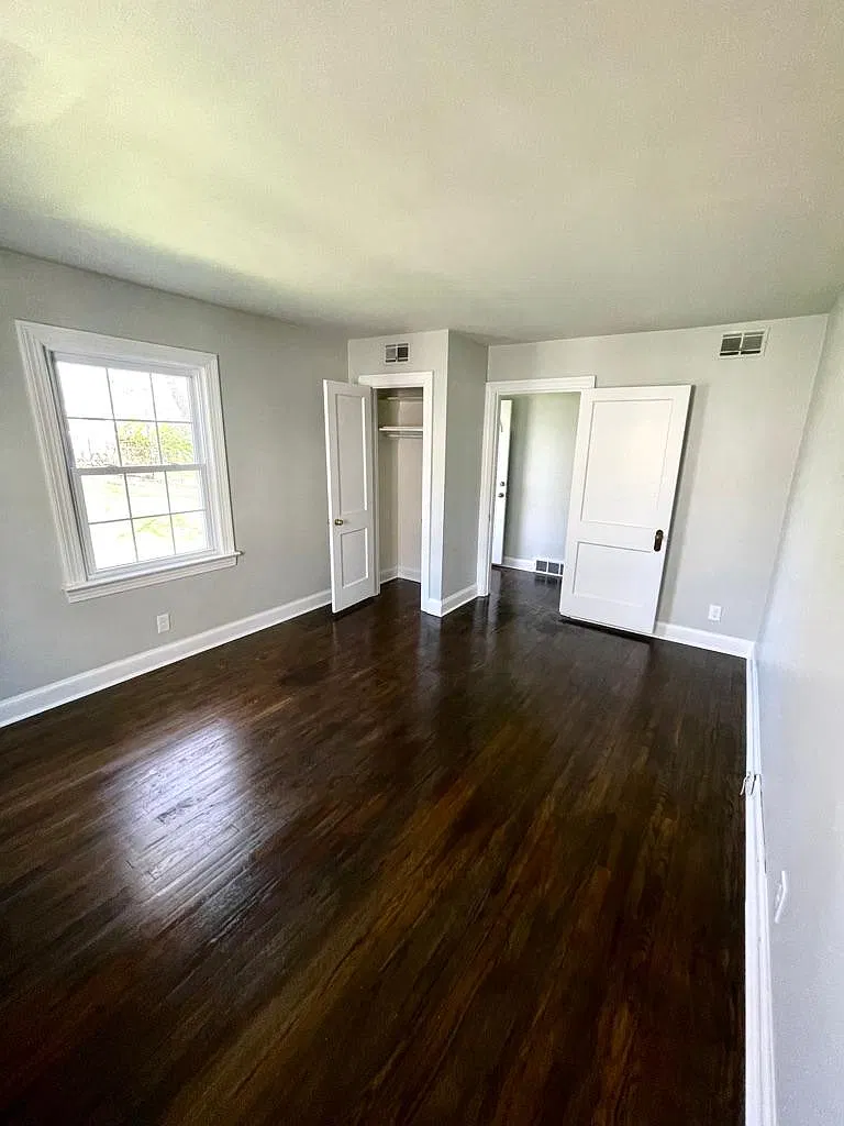 4 bed, 1102 sqft, $1,450 — Photo 3