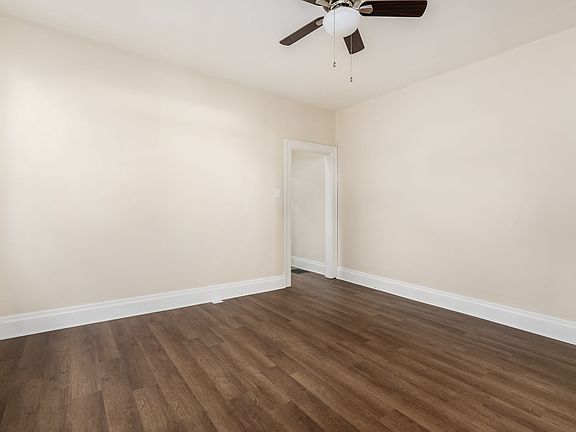 3rd image of 597 E Kossuth St