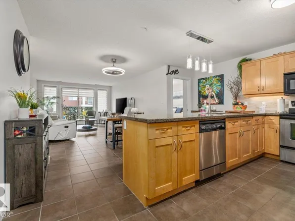 400 Palisades Way #309, Strathcona County, AB T8H 0H4