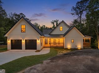 272 Clinton Crossing Dr, Gray, GA