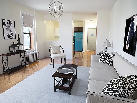 2nd image of 40 Clarkson Ave APT 5J