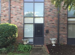 2525 Mountain Brook Cir, Birmingham, AL 35223