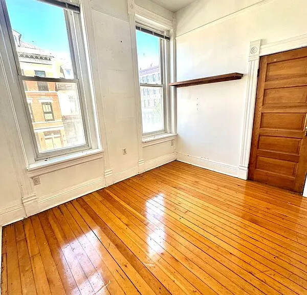 1656 S Throop St #2F — Photo 3