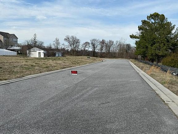 5th image of 4630 Ridge Rd