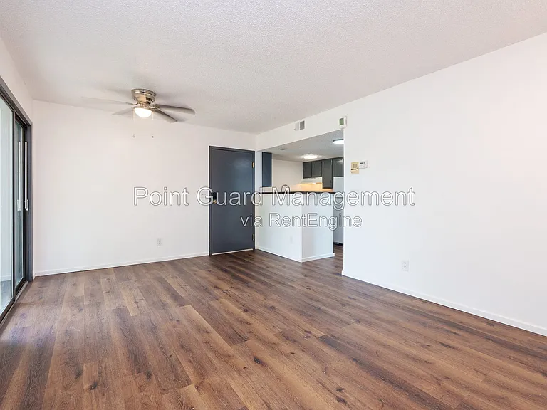 Midtown Place Apartments — Photo 22