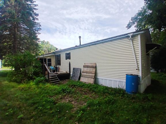 4th image of 35 Cogswell Way