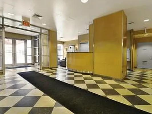 Rented by Keller Williams NYC | media 20