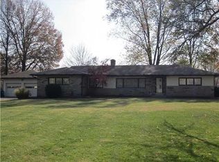 1323 E Cooke Rd, Columbus, OH 43224