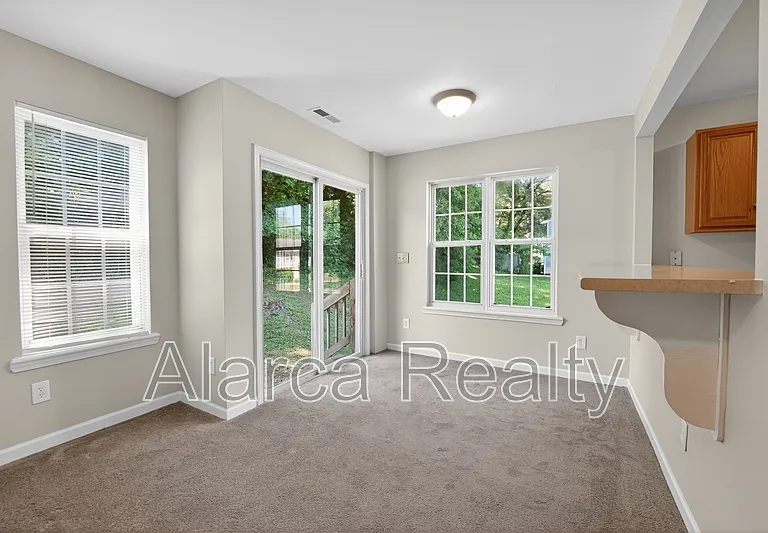 5620 Ilford St #5620 — Photo 14
