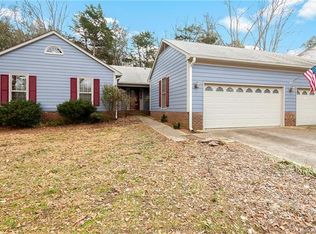 8641 Kirchenbaum Dr, Charlotte, NC 28210