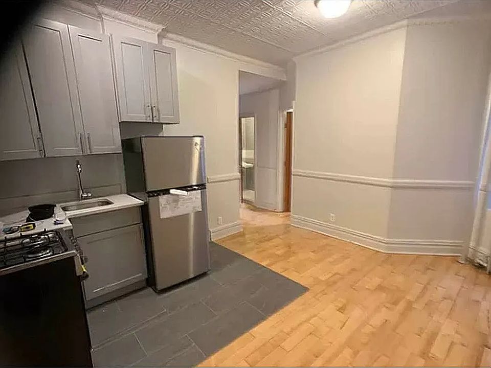 1st image of 39 Christopher St APT 1A