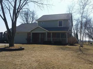 6107 W Eland Dr, New Palestine, IN 46163