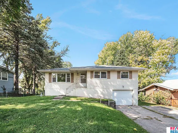 4606 N 83rd St, Omaha, NE 68134