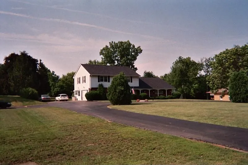 1410 E Mount Morris Rd photo 1
