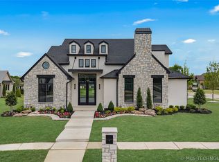 303 N 85th Ct, Broken Arrow, OK 74014
