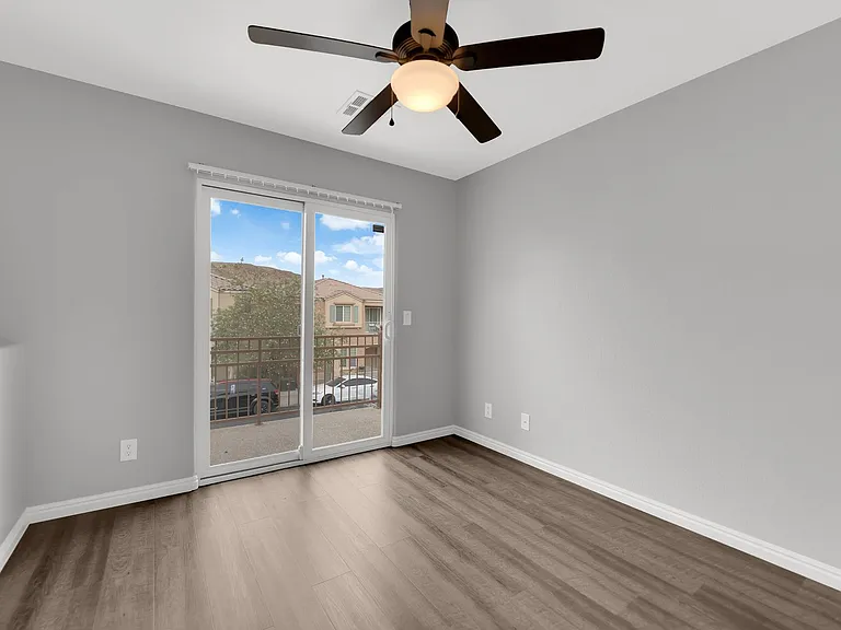 7470 Margollini St — Photo 31