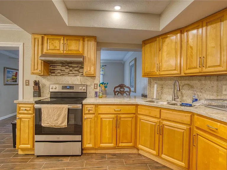 3513 E Shore Rd — Photo 9