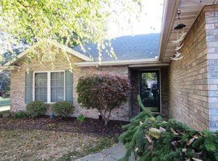 1124 S Pine Tree Ln, Santa Claus, IN 47579