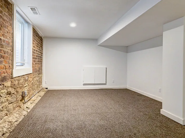 660 S 26th Ave — Photo 13