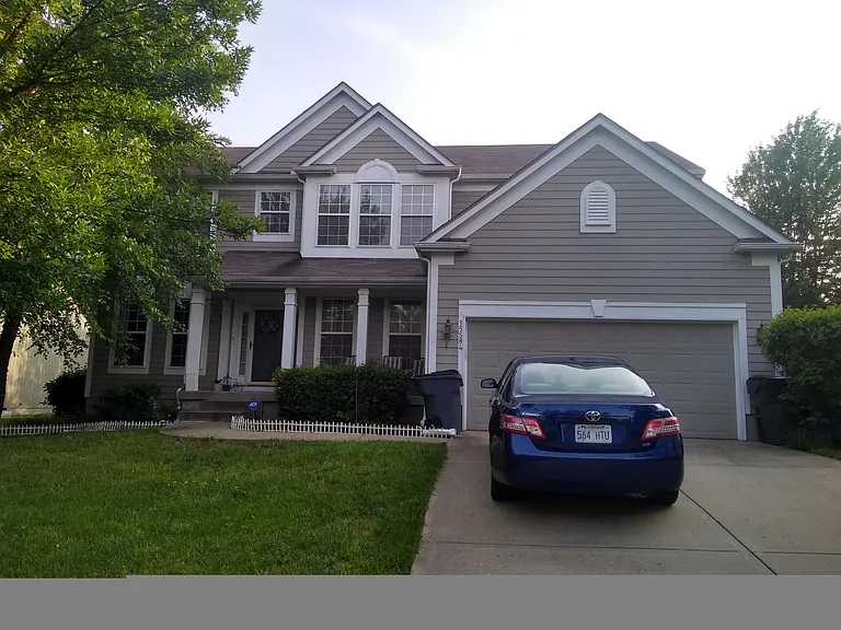 15584 S Blackfoot St — Photo 1