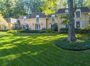 65 Old House Ln, Sands Pt, NY