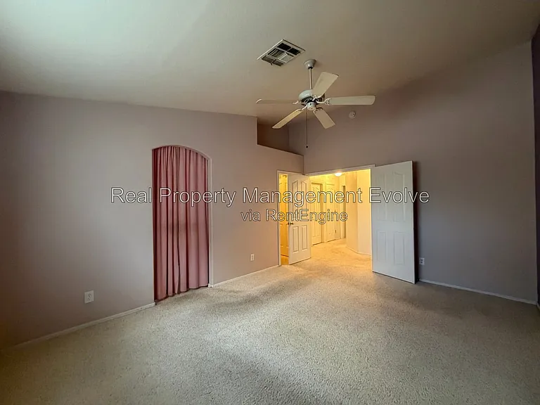 2227 E Edna Ave — Photo 16