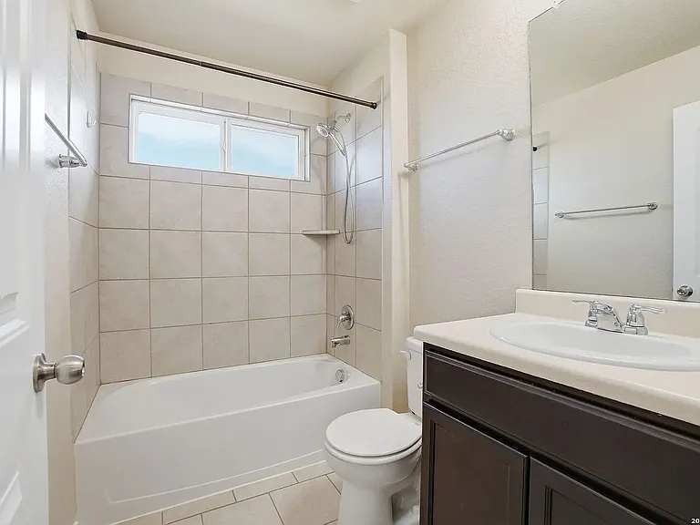 8826 Palmetto Fls — Photo 17