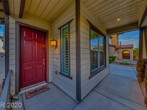 5th image of 2804 Glistening Grove Ave