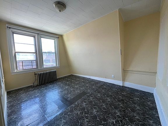 4th image of 37-14 28th St #3FAM