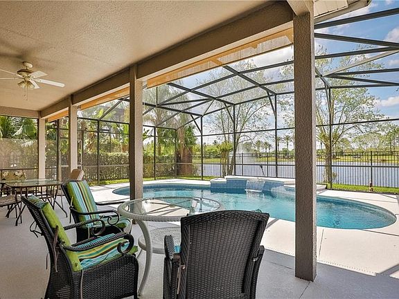 4th image of 1948 Cascades Cove Dr