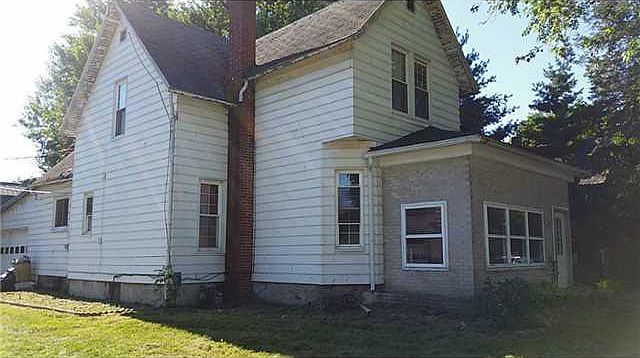 1st image of 208 N Platt St