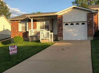 312 Oak Ridge Pkwy, Arnold, MO 63010