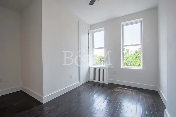 Rented by Brick&Mortar | media 36