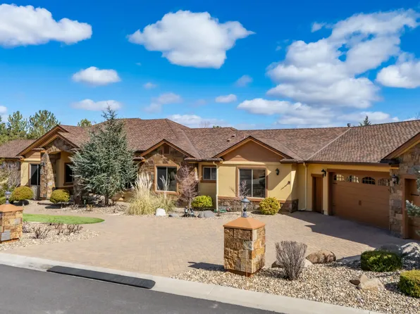 16070 River Oaks Ct, Reno, NV 89511