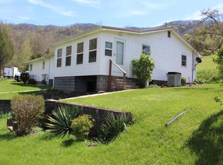 204 Freeman Hollow Rd, Dryden, VA 24243