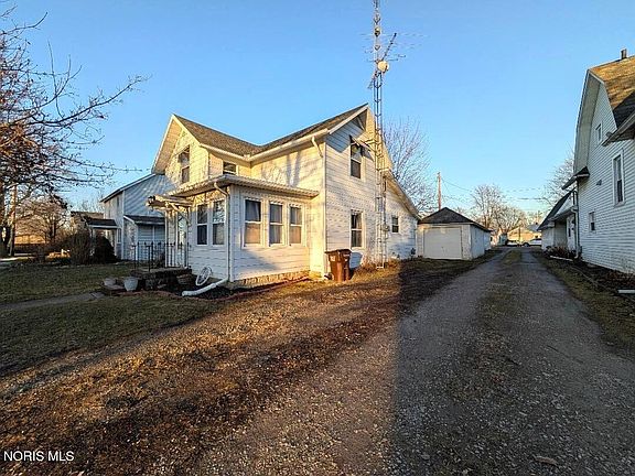2nd image of 413 Kaufman St
