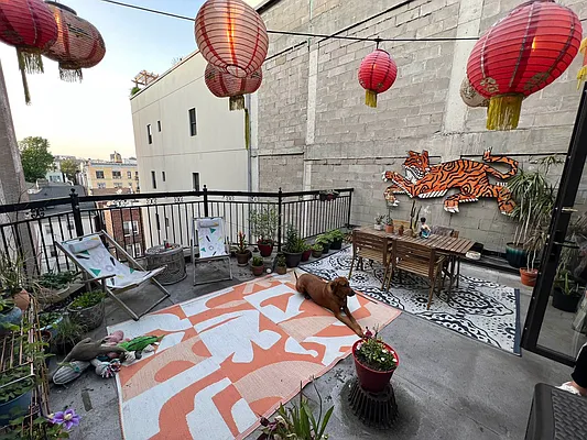 Rented by Delmark Realty LLC | media 1