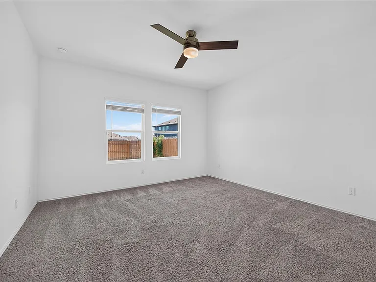 1600 Cobblecrest Ln — Photo 16