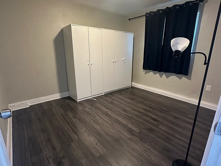 427 S Riverhills Dr — Photo 5