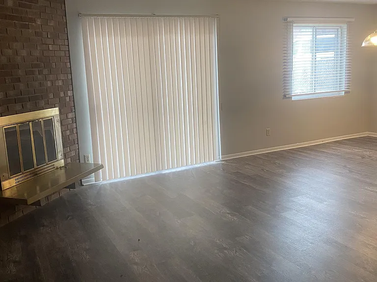 5600 Cheviot Rd — Photo 1