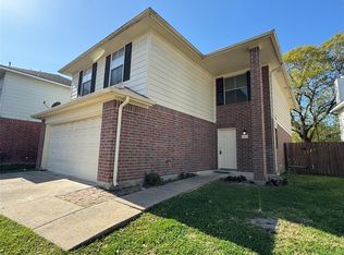 8266 Golf Green Cir, Houston, TX 77036