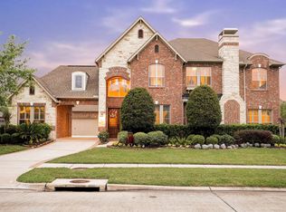 213 Salmon Creek Ln, Friendswood, TX 77546