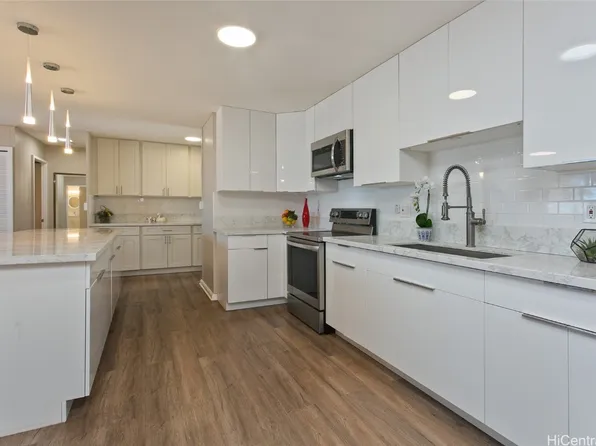 3481 Ala Akulikuli St, Honolulu, HI 96818