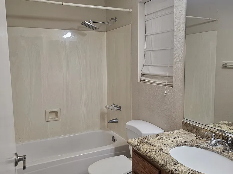 1162 W Cindy St — Photo 13