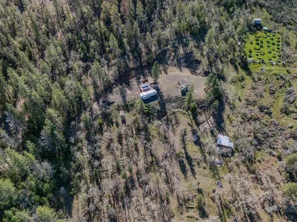 300 Citadel Rd, Trail, OR 97541